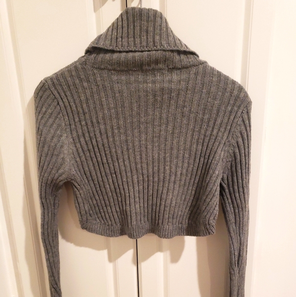 *2 for 15* Fashion nova crop sweater top - Picture 3 of 8